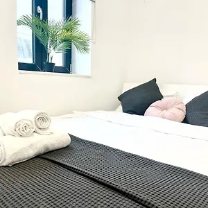 https://apollo-1-apartment.bucharesthotelsnow.com