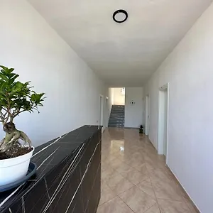 https://vila-memushaj.albaniahotels.org