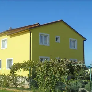Appartamento 88, Pola